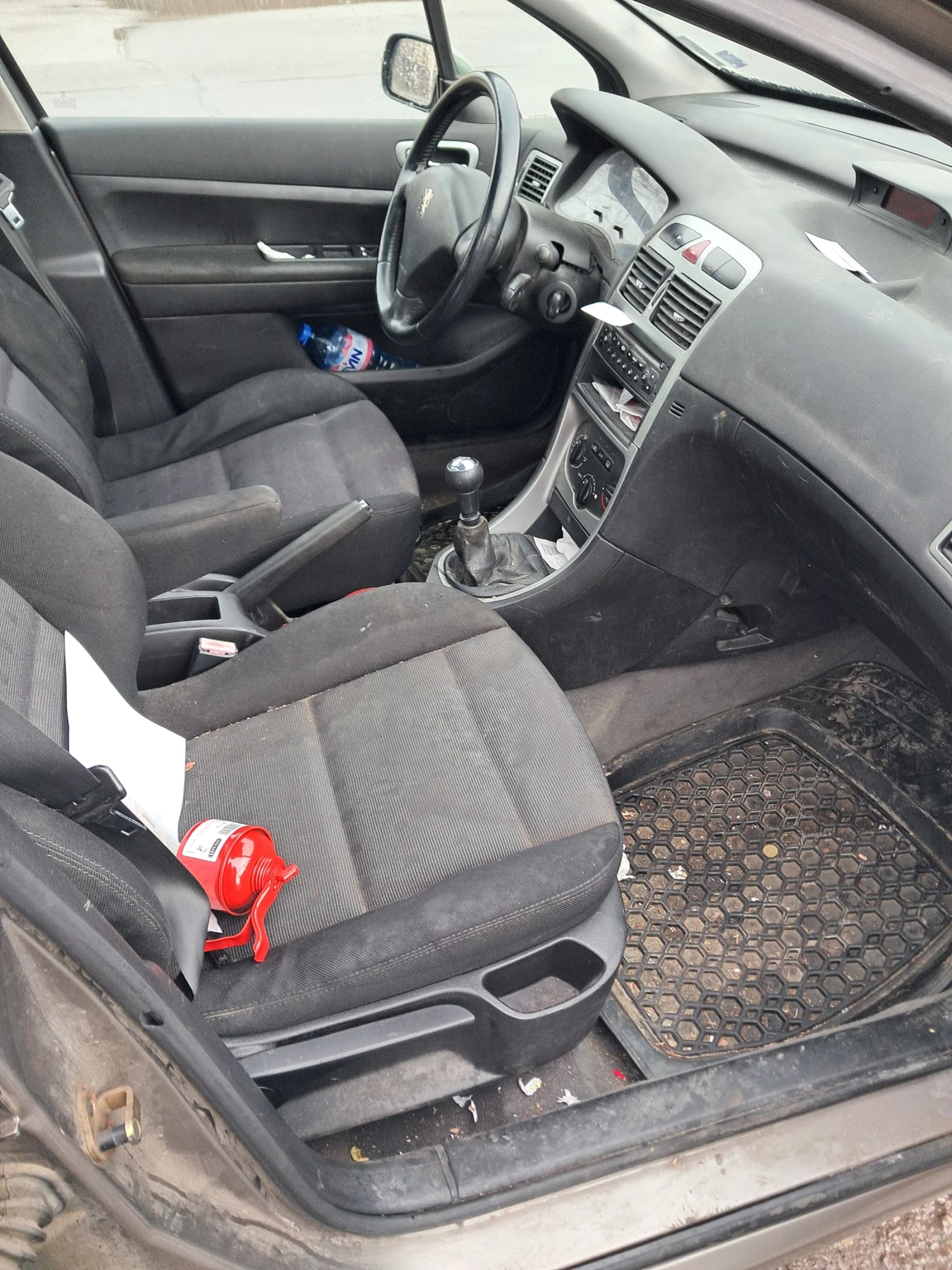 Peugeot 307 Лек, снимка 9 - Автомобили и джипове - 53966630