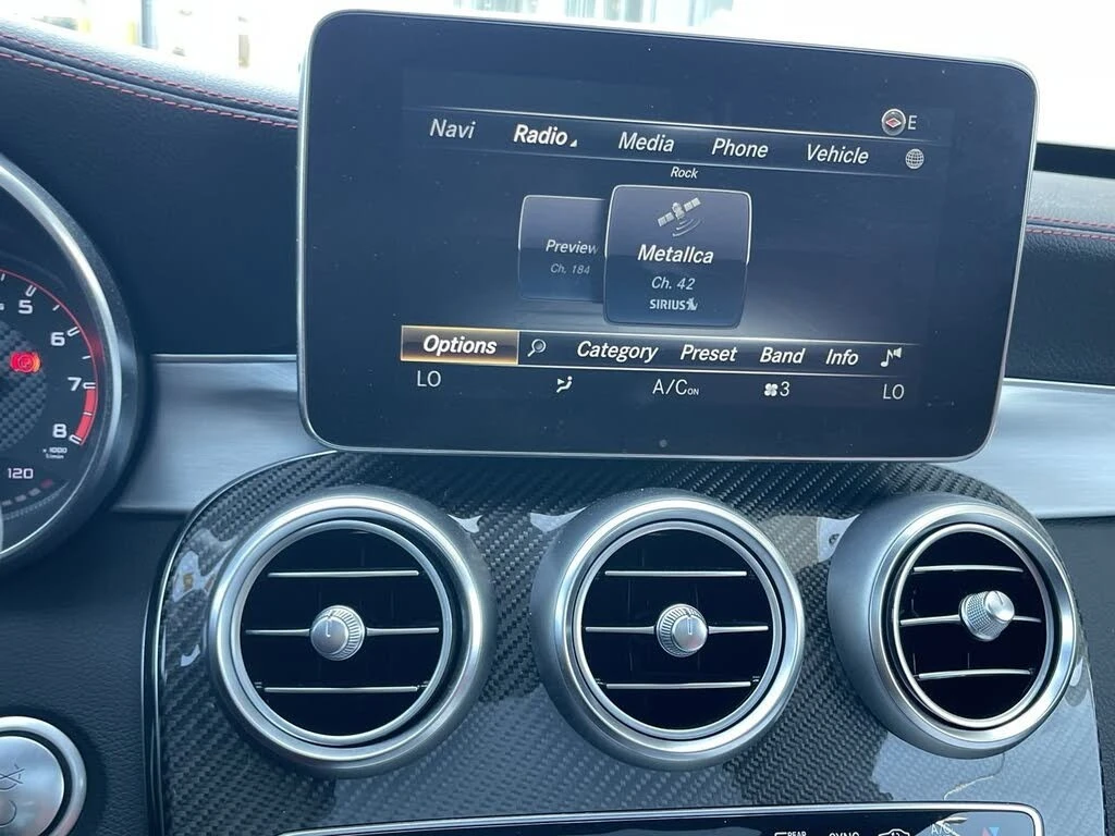 Mercedes-Benz C 63 AMG C63S* Nappa * PREMIUM *  АвтоКредит* (ЦЕНА ДО БГ), снимка 12 - Автомобили и джипове - 54153235