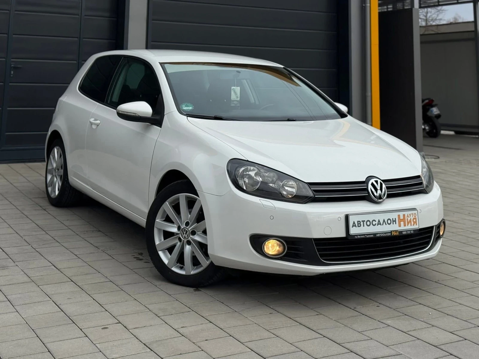VW Golf 1.6TDI, снимка 3 - Автомобили и джипове - 54411440