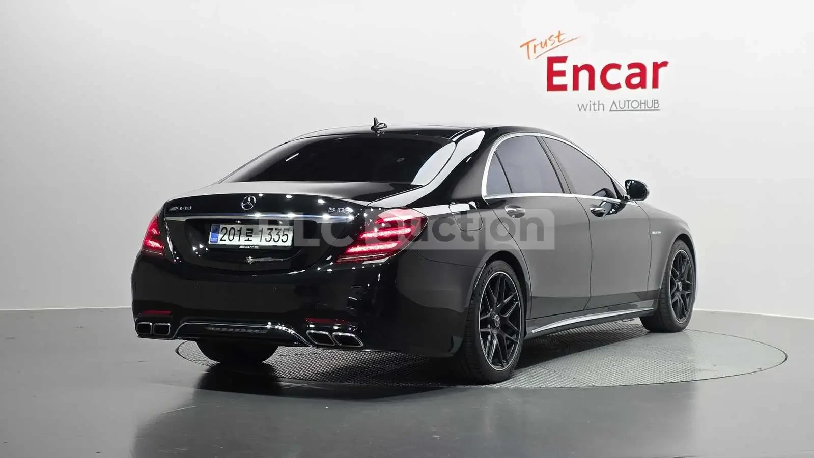 Mercedes-Benz S 63 AMG 4MATIC* DISTRONIC* BURMESTER* ОБДУХВАНЕ* МАСАЖ* , снимка 4 - Автомобили и джипове - 54567665