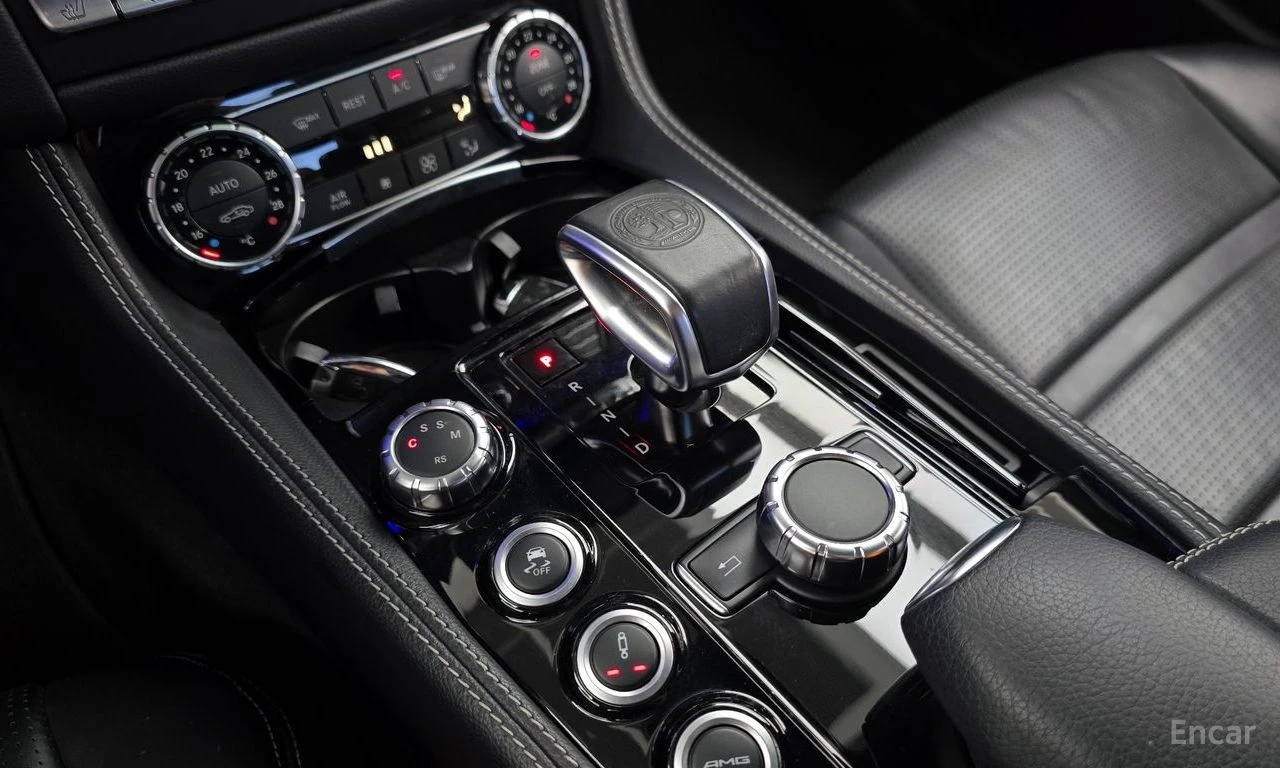 Mercedes-Benz CLS 63 AMG S* 4MATIC* HARMAN* KARDON* �����* 360* ������*  | Mobile.bg � ����������� 10