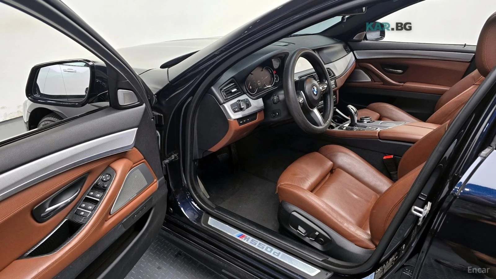 BMW 550 I / XDRIVE / M PKG / BOWERS / ОБДУХ / HEADUP / 360, снимка 11 - Автомобили и джипове - 54670110