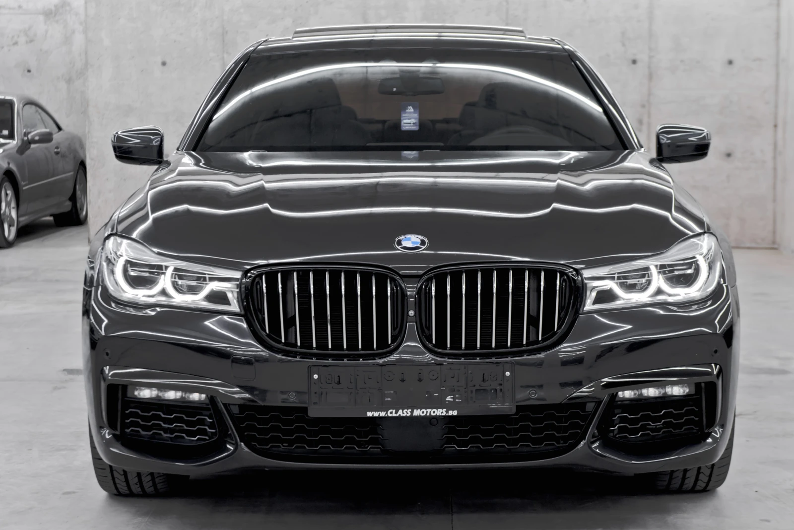 BMW 750 Long 3TV M paket