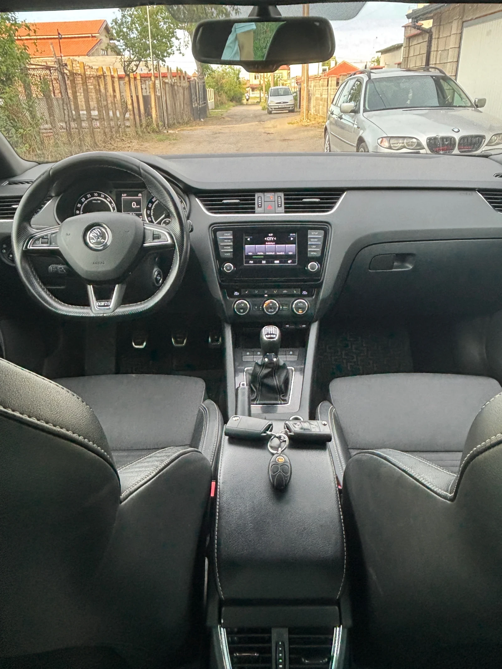 Skoda Octavia 2.0TDI, снимка 8 - Автомобили и джипове - 54946975