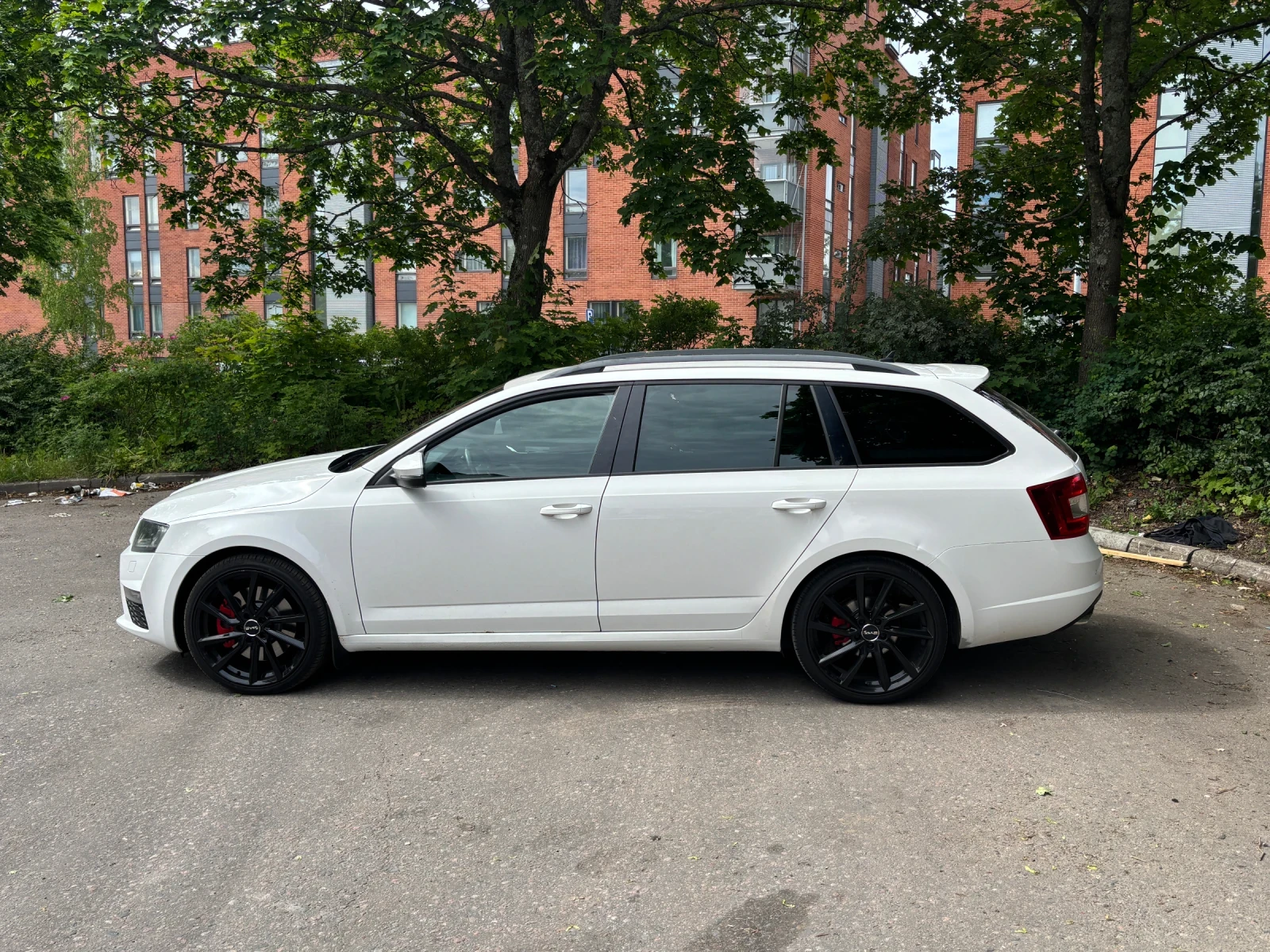 Skoda Octavia 2.0TDI, снимка 4 - Автомобили и джипове - 54946975