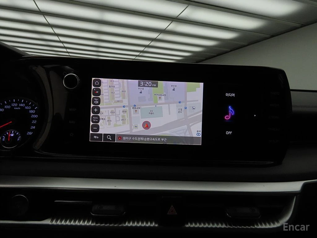 Kia K5 2.0 Hybrid Prestige* ПОДГРЕВ* ОБДУХВАНЕ* DISTRONIC, снимка 10 - Автомобили и джипове - 55309587