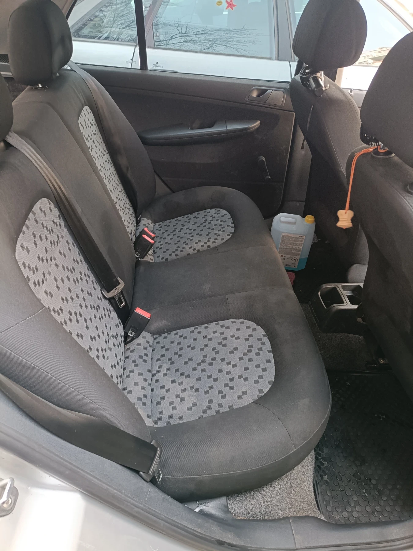 Skoda Fabia, снимка 10 - Автомобили и джипове - 55379506