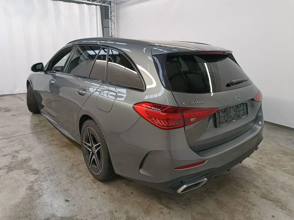 Mercedes-Benz C 300 300e Plug-In Hybrid AMG Night Aut. LED-Digital Wid, снимка 4 - Автомобили и джипове - 55725560