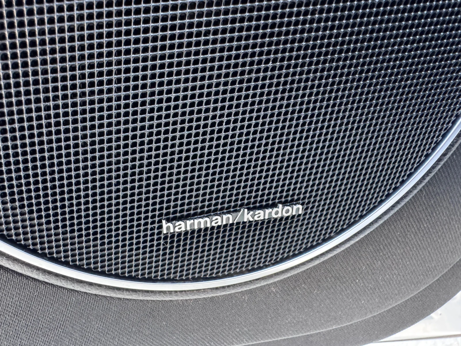 Mercedes-Benz C 300 4 MATIC, снимка 9 - Автомобили и джипове - 55778132