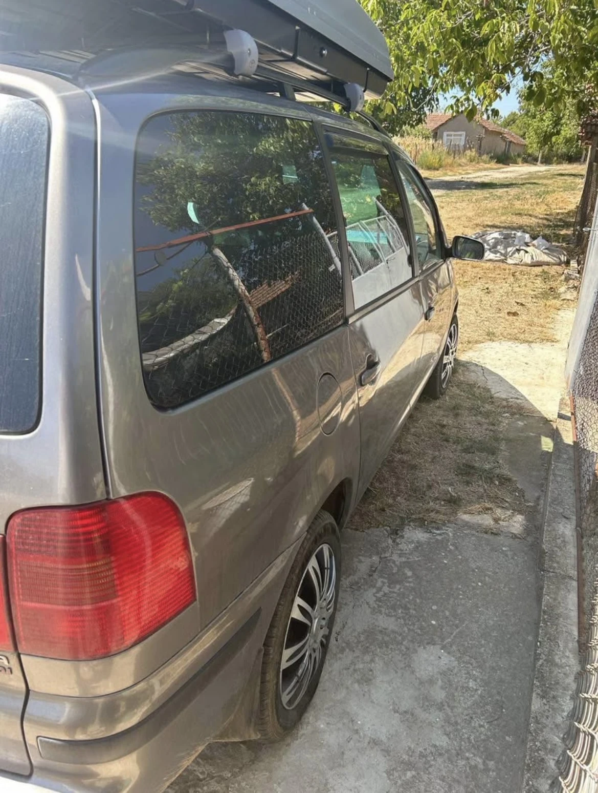 Seat Alhambra 1.9 TD?, снимка 4 - Автомобили и джипове - 56260719