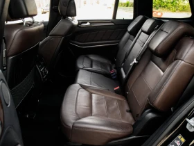 Mercedes-Benz GL 550 4MATIC* AMG* HARMAN* ОБДУХ* 360* ПАНО* КРАЙНА ЦЕНА, снимка 13