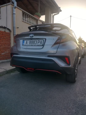 Toyota C-HR 1.8 Hibrid, снимка 8