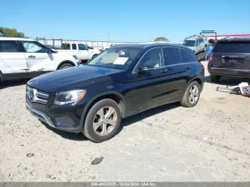  Mercedes-Benz GLC 30...