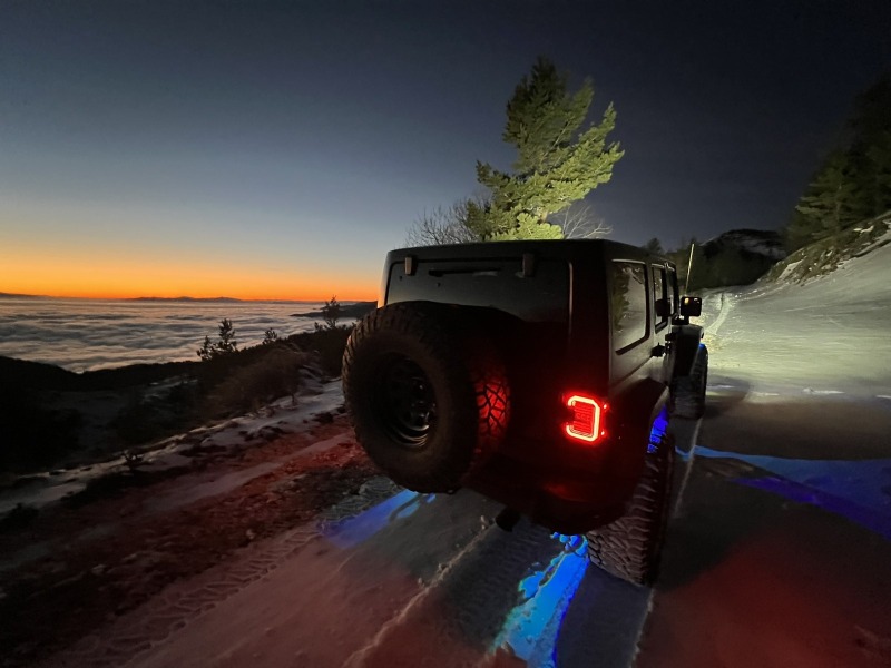 Jeep Wrangler, снимка 2 - Автомобили и джипове - 44526444