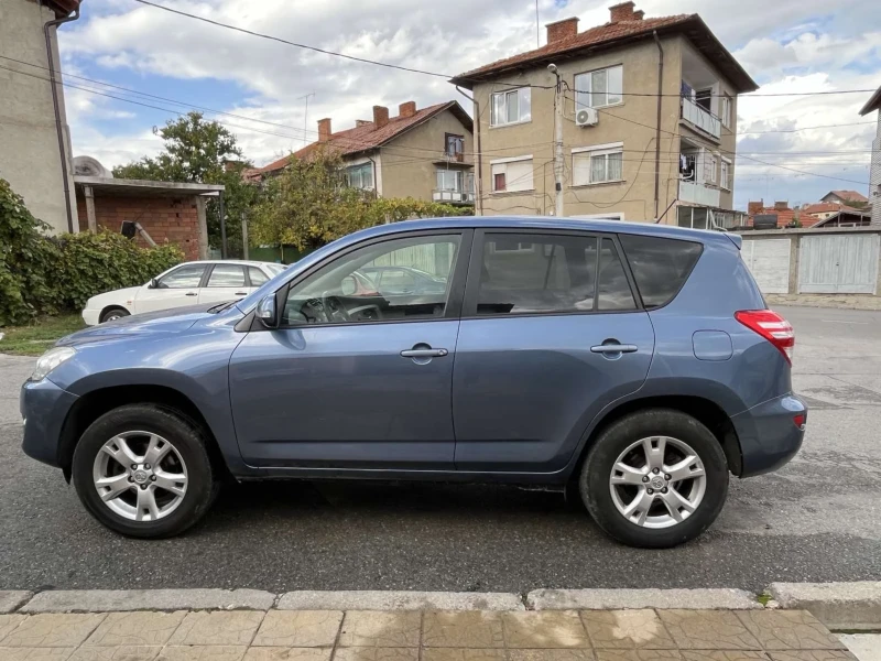 Toyota Rav4 2.0 4х4 бензин 6 скорости 158 к.с., снимка 4 - Автомобили и джипове - 48605999