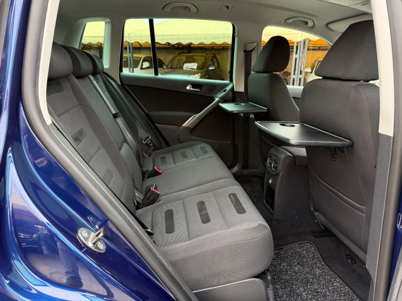 VW Tiguan 2.0TDI 4-MOTION FULL EXTRI !!! 100% РЕАЛНИ КМ !!!!, снимка 15 - Автомобили и джипове - 53275483