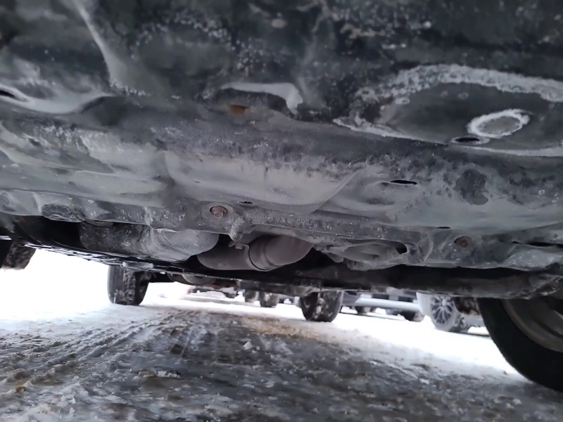 Toyota Highlander XLE * * ЧЕРЕН САЛОН * * 7 МЕСТА * * CARFAX * * , снимка 14 - Автомобили и джипове - 53370103