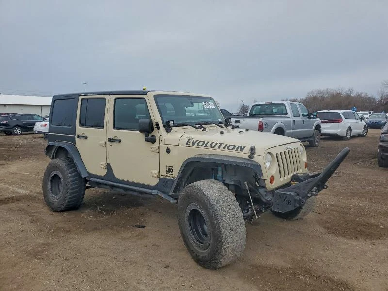 Jeep Wrangler 3.8L 6 4x4 w/Rear Wheel Drv, снимка 9 - Автомобили и джипове - 53328125
