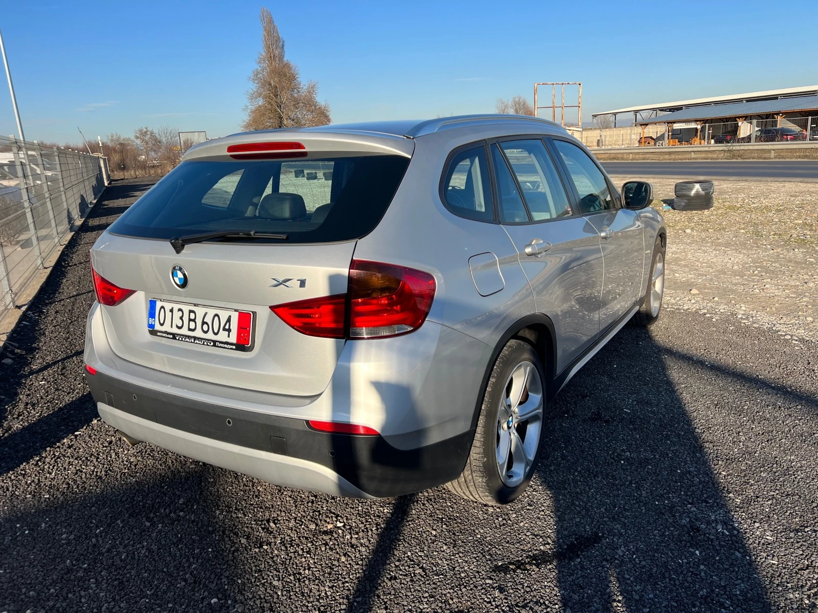 BMW X1 1.8 d-143 k.c. - изображение 4