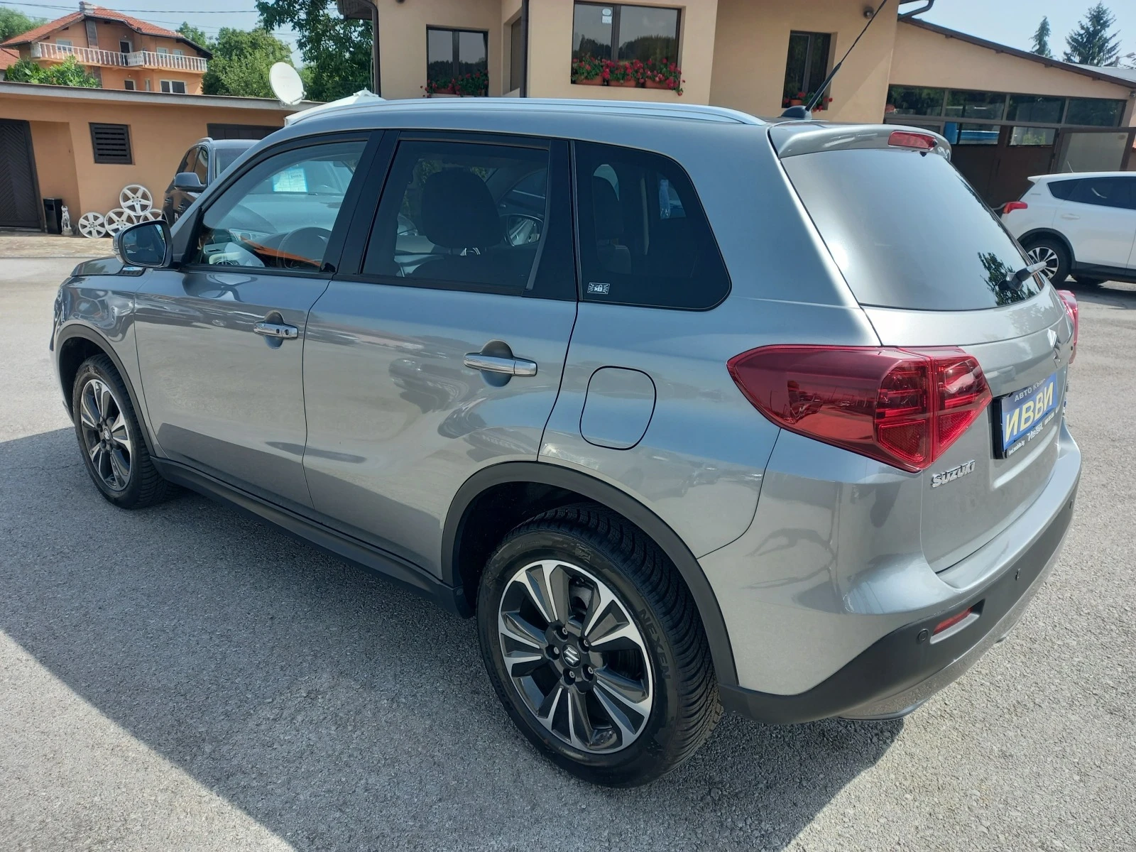 Suzuki Vitara 1.4 GLX/HYBRID-48V/ALL-GRIP/FULL - изображение 4