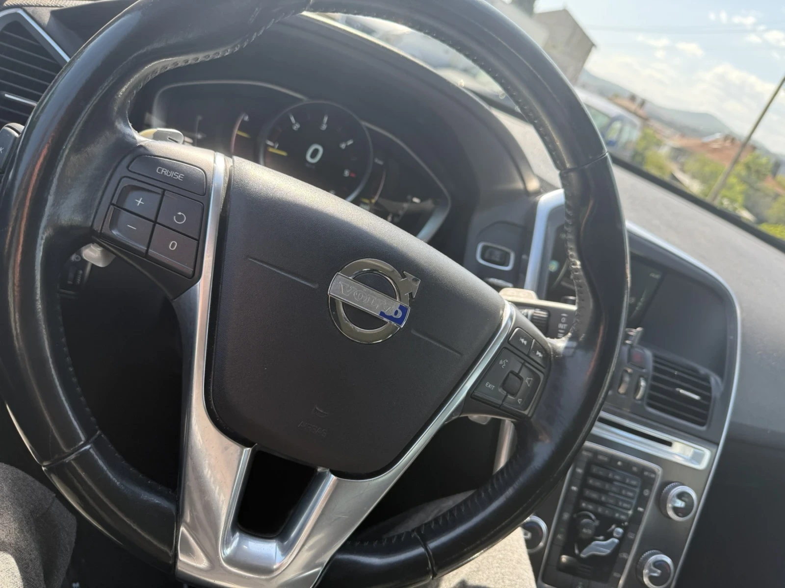 Volvo XC60 2000 - изображение 4