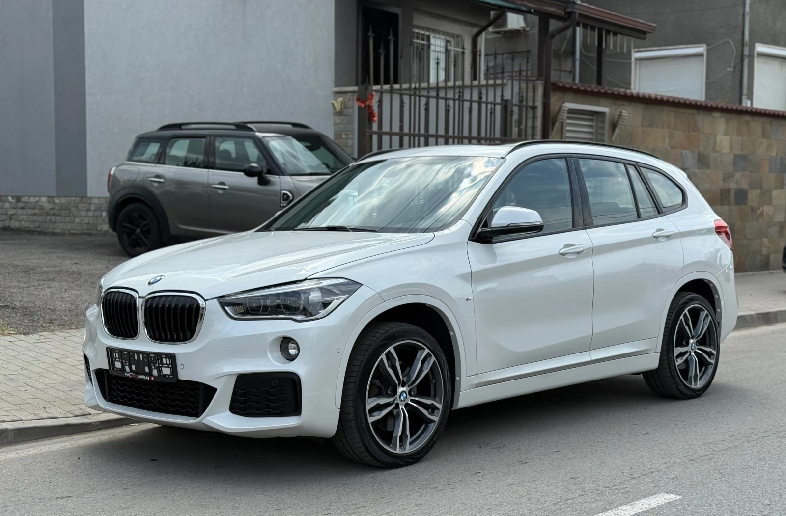 BMW X1 X Drive 2.5D M-Packet Внос Швейцария - изображение 2