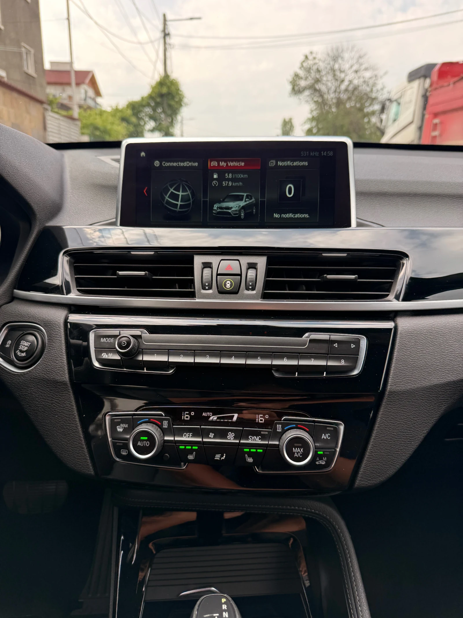 BMW X1 X Drive 2.5D M-Packet Внос Швейцария - изображение 10