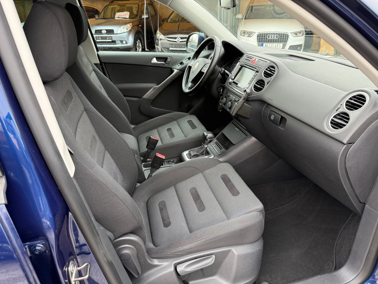 VW Tiguan 2.0TDI 4-MOTION FULL EXTRI !!! 100% ������ �� !!!! | Mobile.bg � ����������� 14