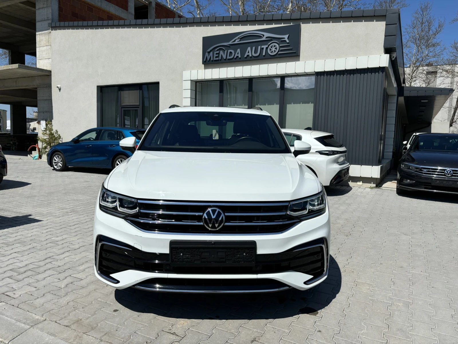 VW Tiguan R-LINE 147KW, снимка 2 - Автомобили и джипове - 54097587