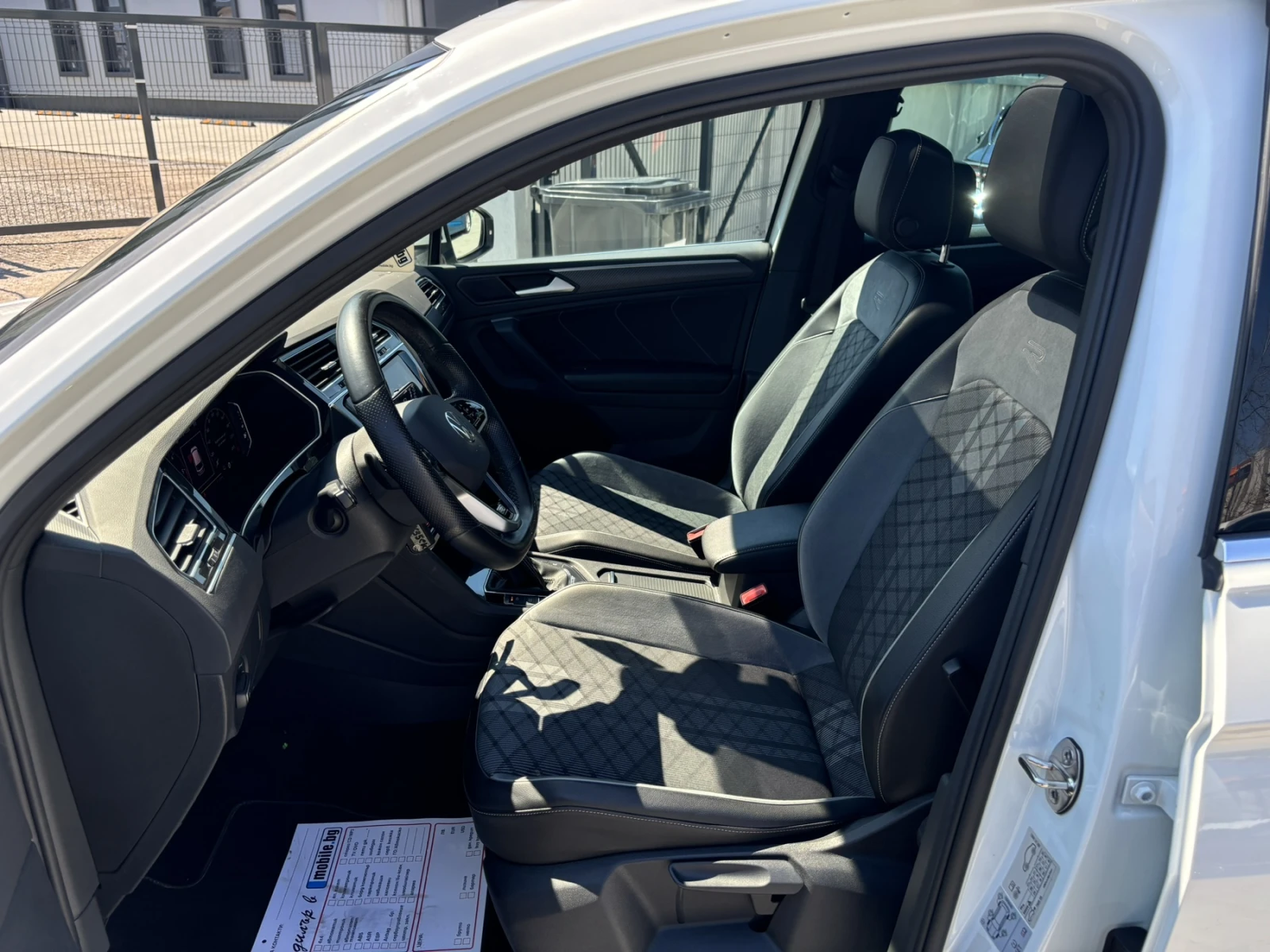 VW Tiguan R-LINE 147KW, снимка 7 - Автомобили и джипове - 54097587