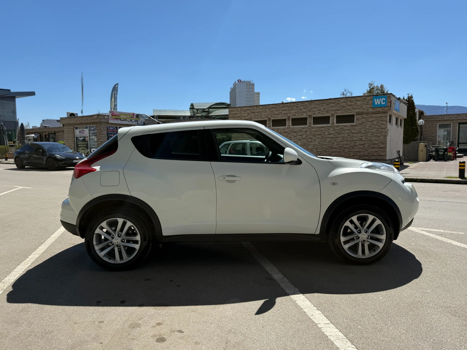 Nissan Juke 6 МЕСЕЦА ГАРАНЦИЯ/1.5DCI 110к.с. Кожа/Подгрев, снимка 5 - Автомобили и джипове - 54212423