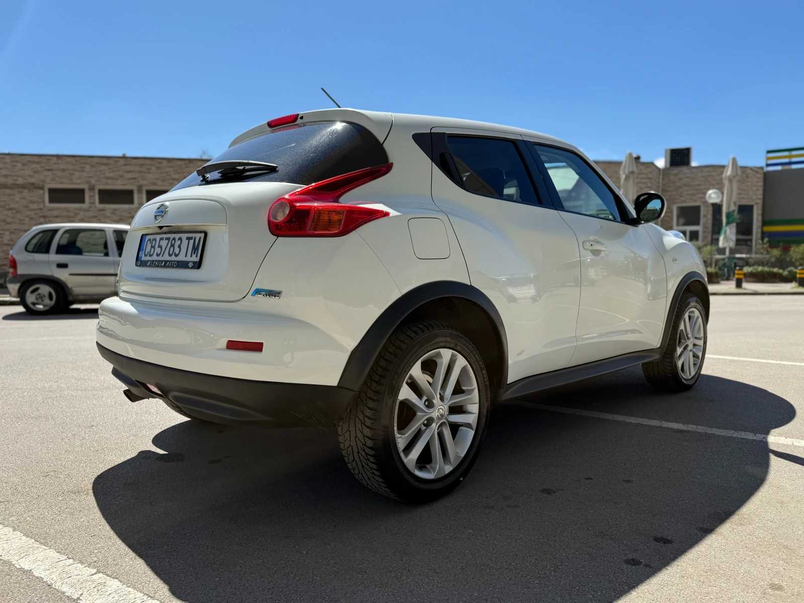 Nissan Juke 6 МЕСЕЦА ГАРАНЦИЯ/1.5DCI 110к.с. Кожа/Подгрев, снимка 4 - Автомобили и джипове - 54212423