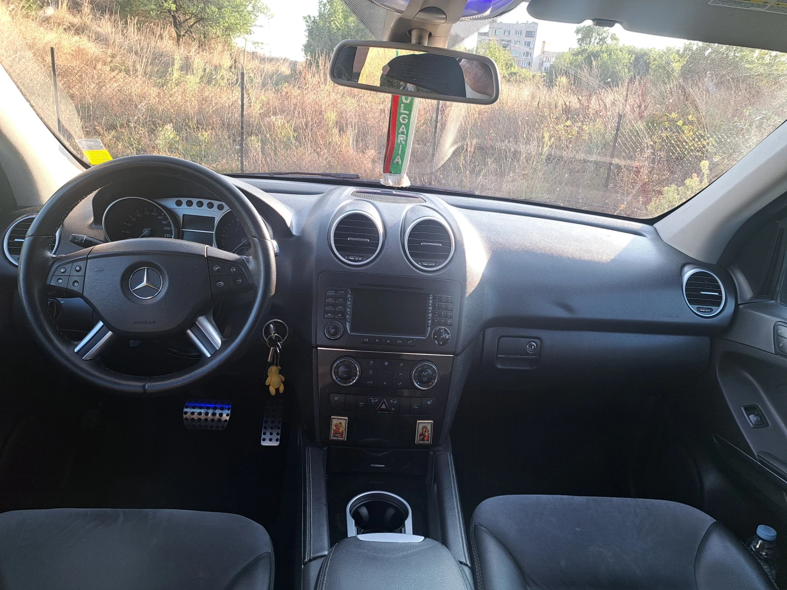 Mercedes-Benz ML 320, снимка 4 - Автомобили и джипове - 54269841