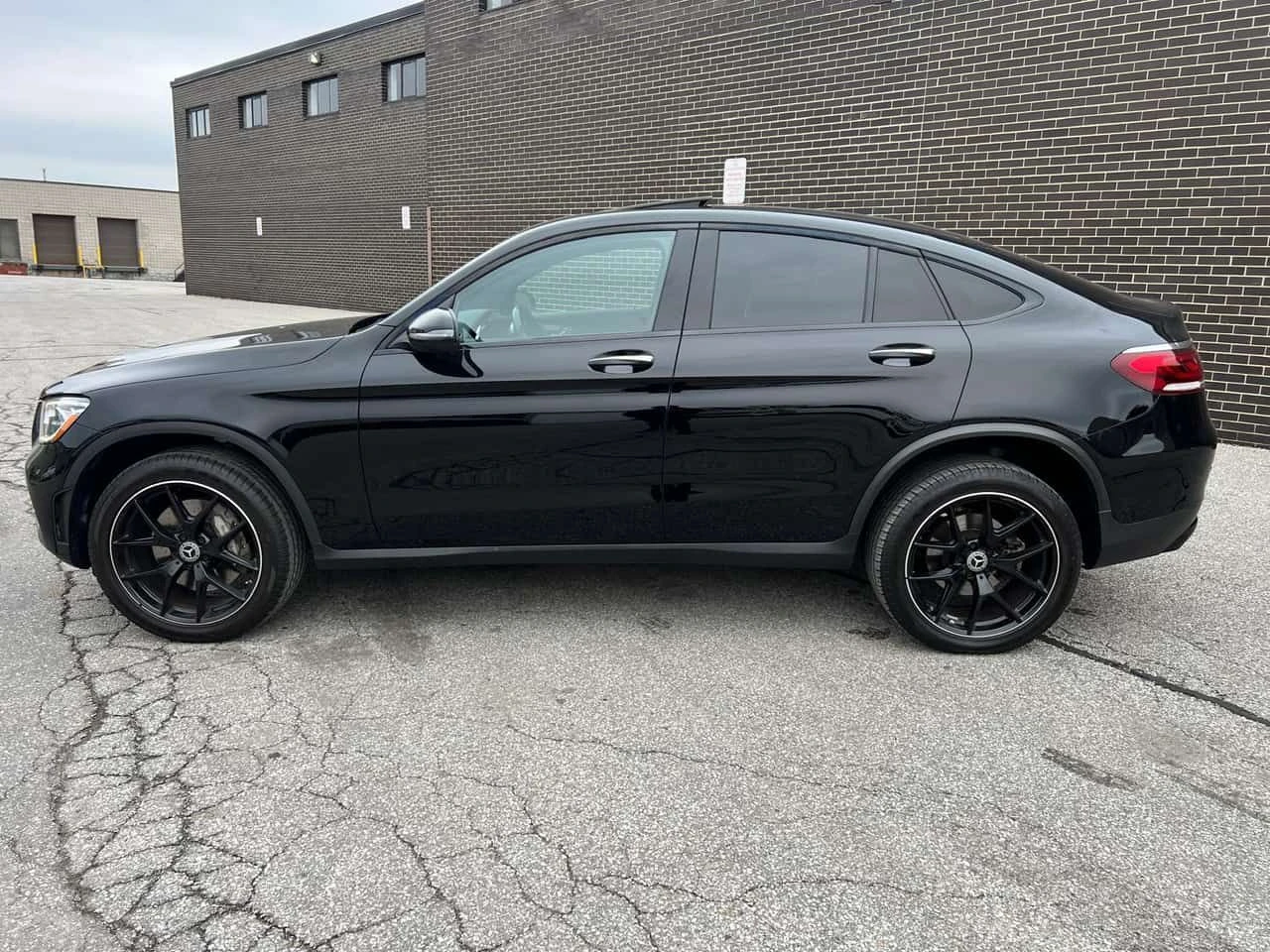 Mercedes-Benz GLC 300 �������� * ������� * 2 ����� * CARFAX *  | Mobile.bg � ����������� 2