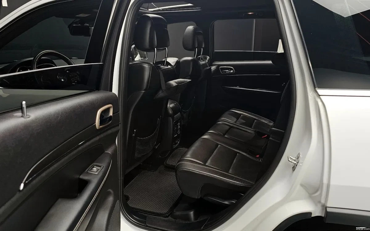 Jeep Grand cherokee LIMITED| 8ZF| ОБДУХ| ПАНО| KAMERA, снимка 12 - Автомобили и джипове - 54777321