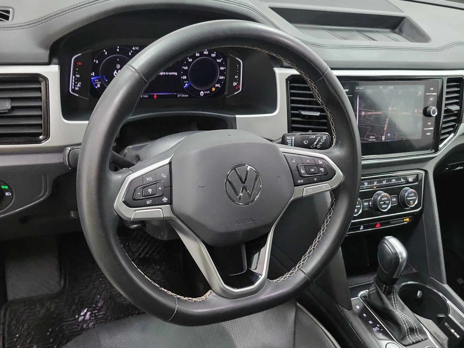 VW Atlas Highline * CARFAX * АВТО КРЕДИТ * , снимка 12 - Автомобили и джипове - 55015759