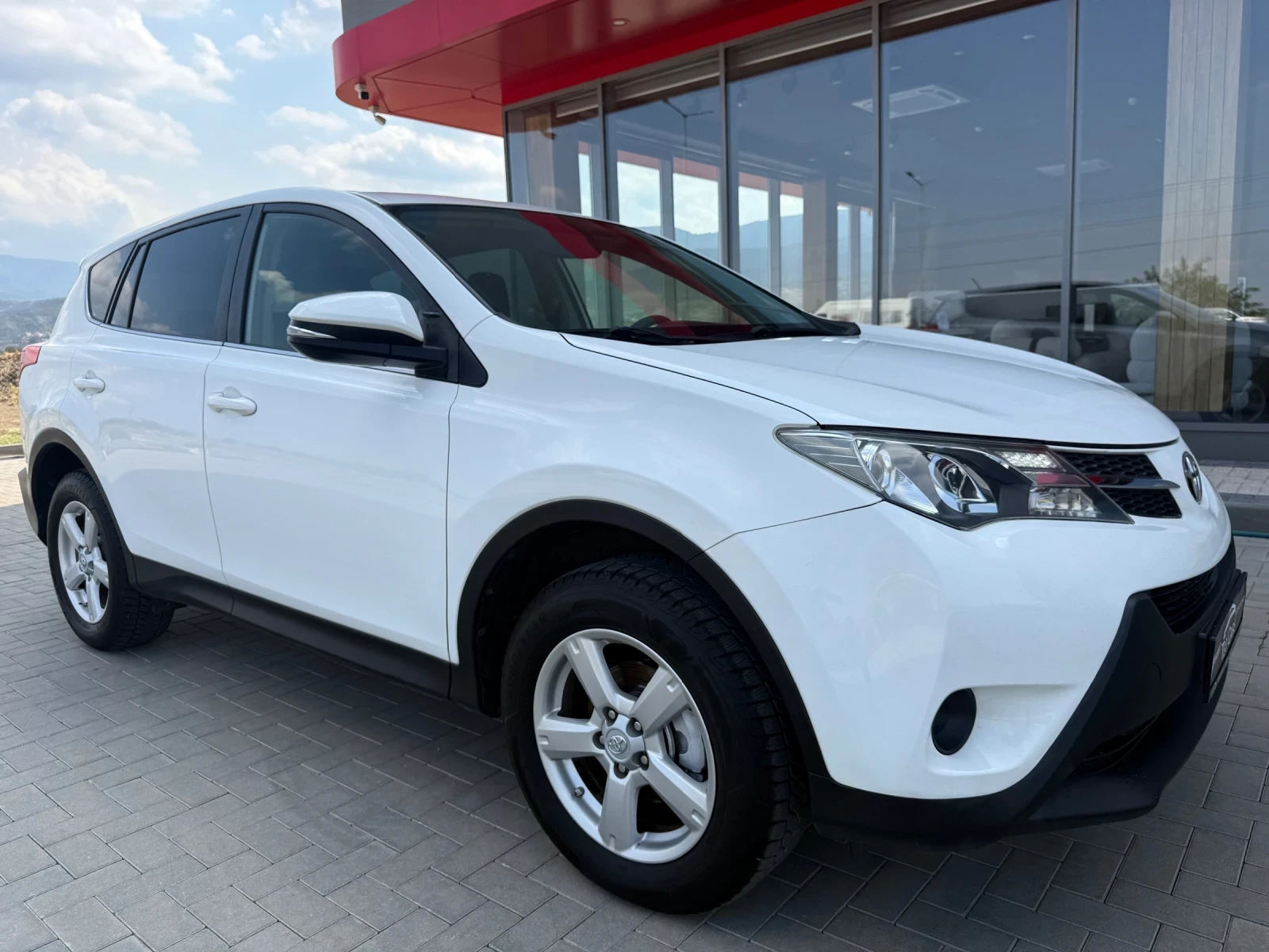 Toyota Rav4 2.0 D-4D 126к.с 4Х4 / NAVI / AVTOPILOT 