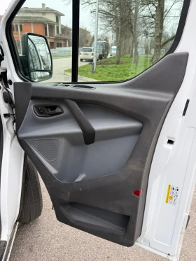 Ford Transit Custom, снимка 7 - Бусове и автобуси - 53686303