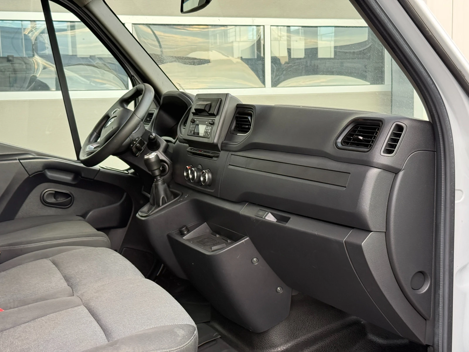 Renault Master 2.3 , снимка 12 - Бусове и автобуси - 55723463