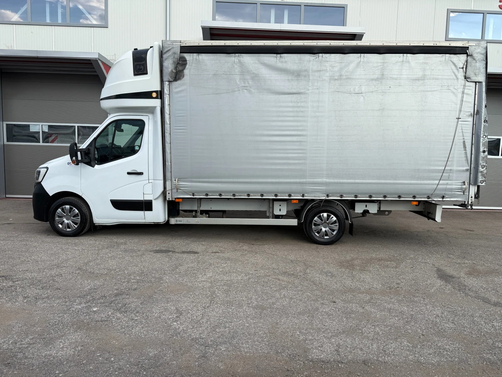 Renault Master 2.3 , снимка 2 - Бусове и автобуси - 55723463