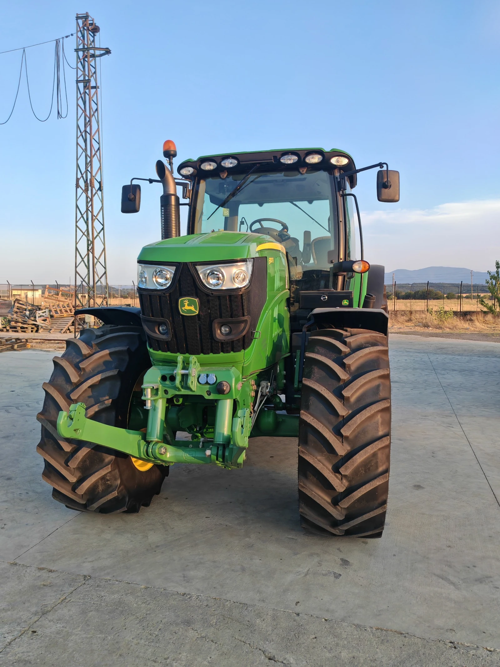 Трактор John Deere 6150R Premium лизинг с първоначална вноска 20 %, снимка 3 - Селскостопанска техника - 55929646