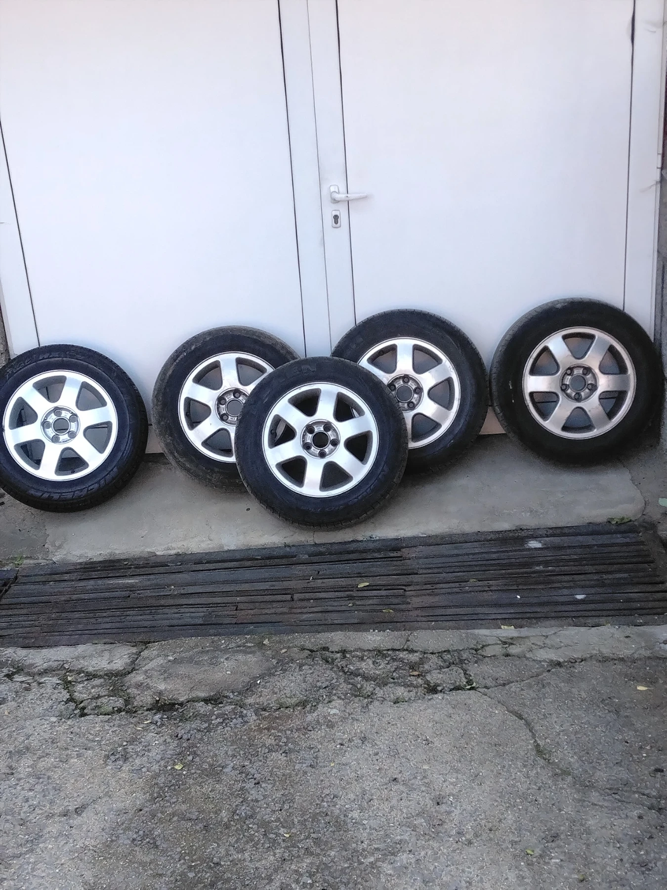 ���� � ������ 100/50R15 �� Audi A3 | Mobile.bg � ����������� 1