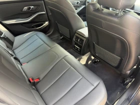 BMW 330 xDrive* DISTRONIC* LANE* ПОДГРЕВ + ВОЛАН, снимка 13