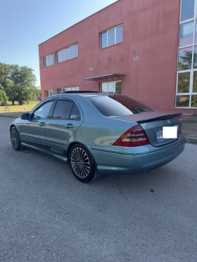 Mercedes-Benz C 270 AMG, снимка 3