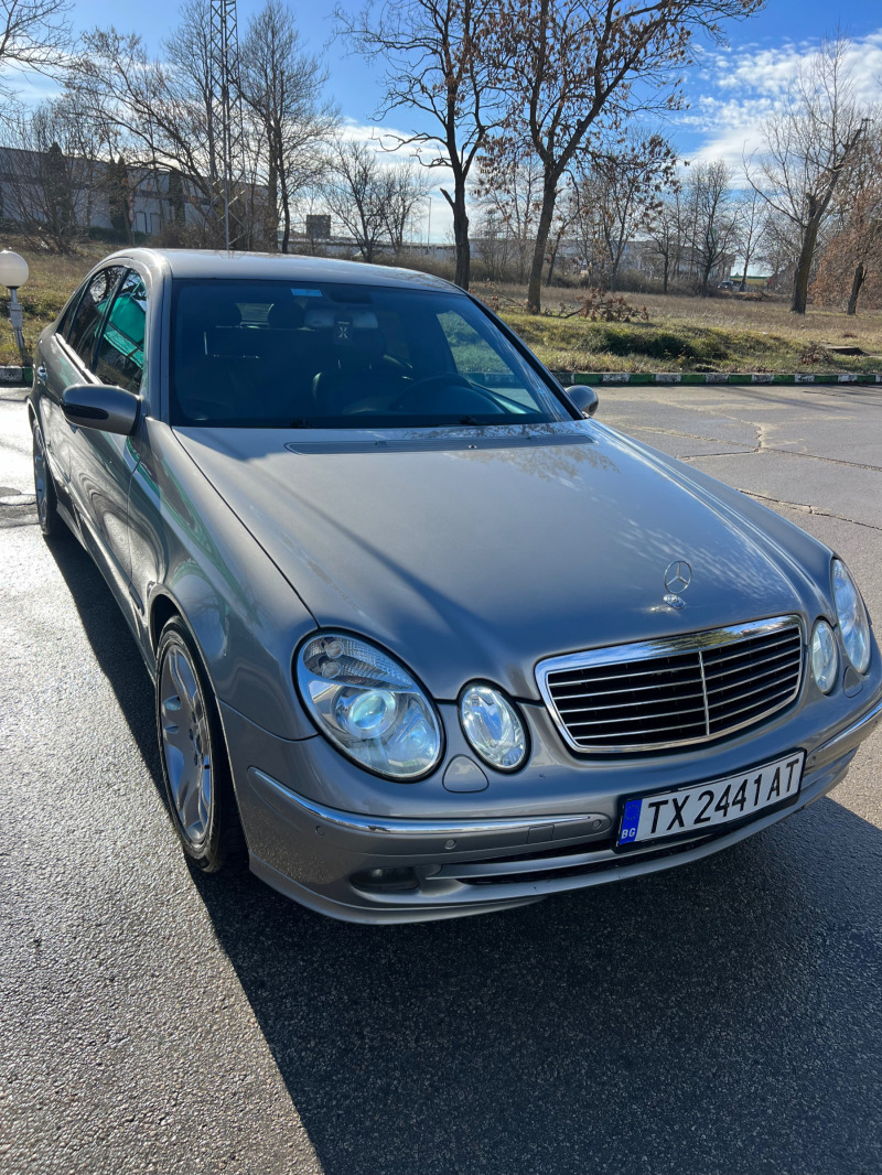 Mercedes-Benz E 270, снимка 1 - Автомобили и джипове - 46081718