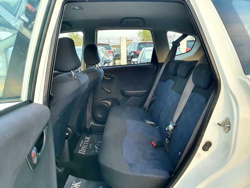 Honda Jazz 1.2i - GAZ, снимка 11 - Автомобили и джипове - 45286952