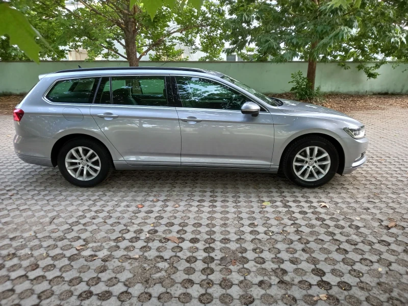 VW Passat 1.6TDI, снимка 6 - Автомобили и джипове - 47043249