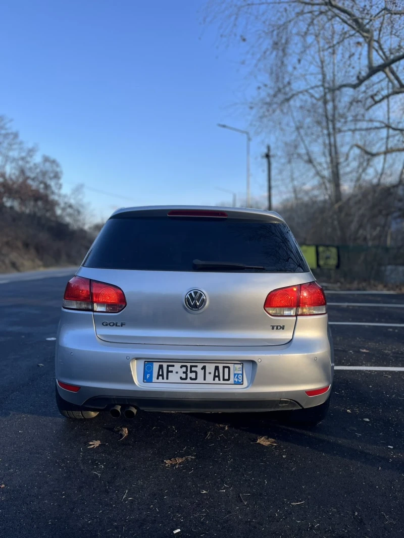 VW Golf 2.0 TDI, снимка 6 - Автомобили и джипове - 48550649