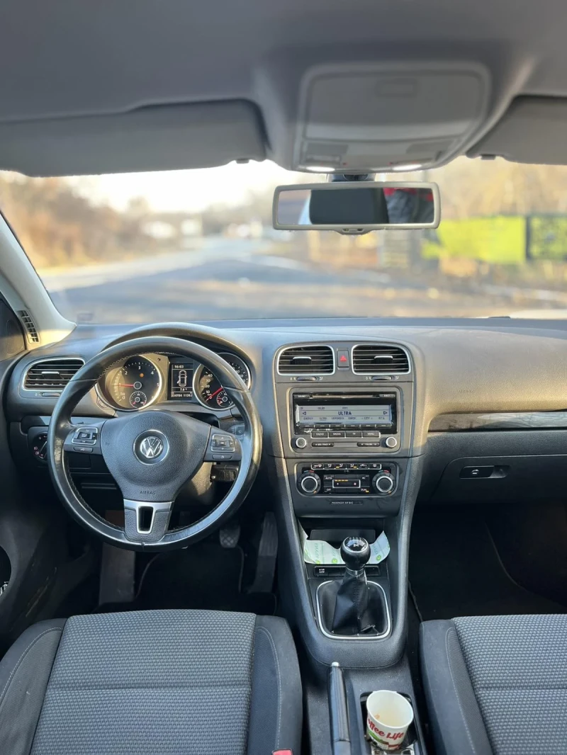 VW Golf 2.0 TDI, снимка 10 - Автомобили и джипове - 48550649