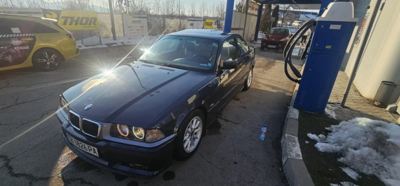 BMW 320, снимка 5 - Автомобили и джипове - 49247685